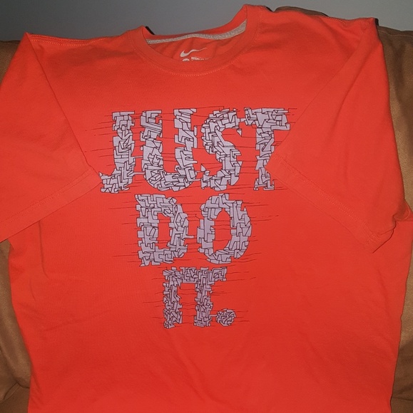 Nike Other - Nike T-shirt Size XL Nike Other - Nike T-shirt Size XL